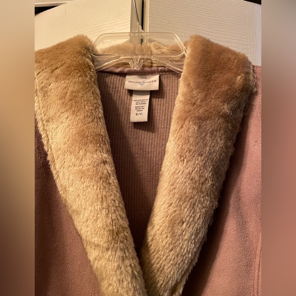EUC women’s Jaclyn Smith faux fur light jacket - Picture 2 of 8